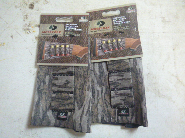 lot 171 image: 2 Mossy Oak Neoprene Buttstock Shotgun Shell Holders