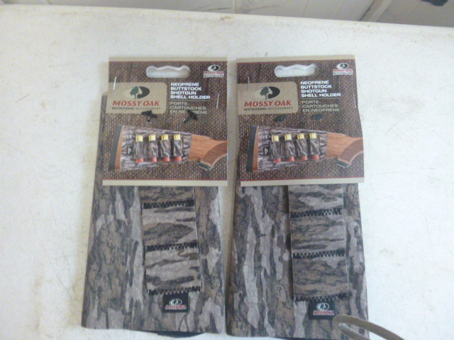 lot 173 image: 2 Mossy Oak Neoprene Buttstock Shotgun Shell Holders