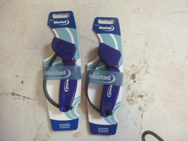 lot 194 image: 2 Mustad Multi-Sharpeners