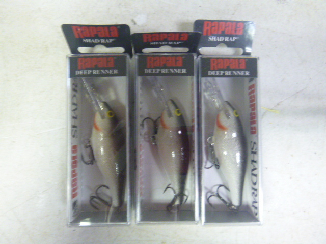 lot 219 image: 3 Rapala Deep Runner Lures