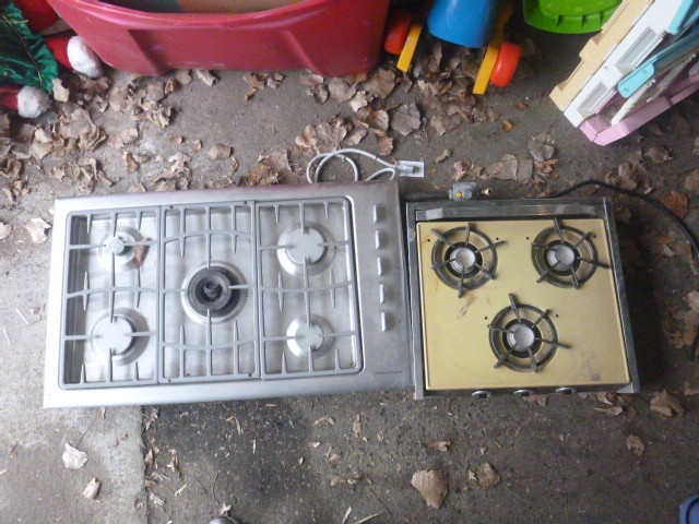 lot 247 image: Camping Cooktop Stoves