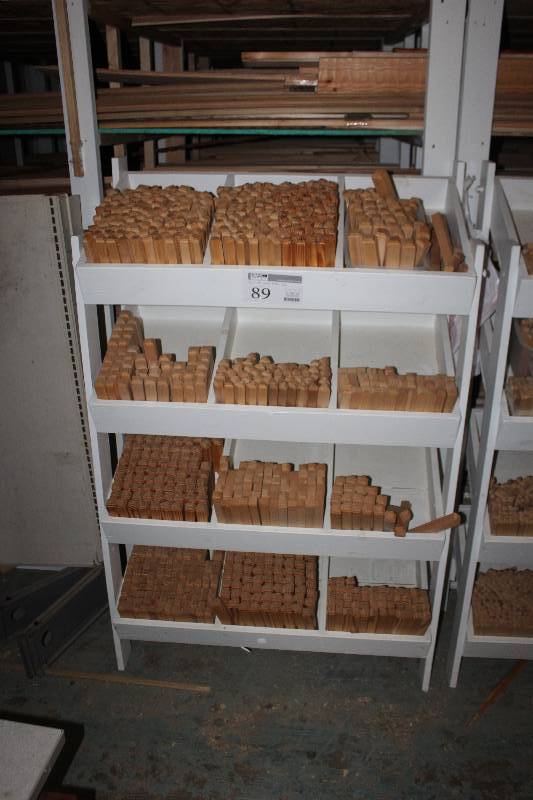 lot 89 image: Misc base corner misc. wood misc. profile with rack