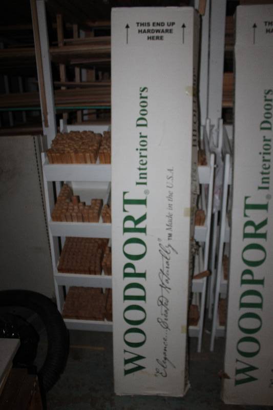 lot 161 image: 30 bifold solid oak 6 panel closet door