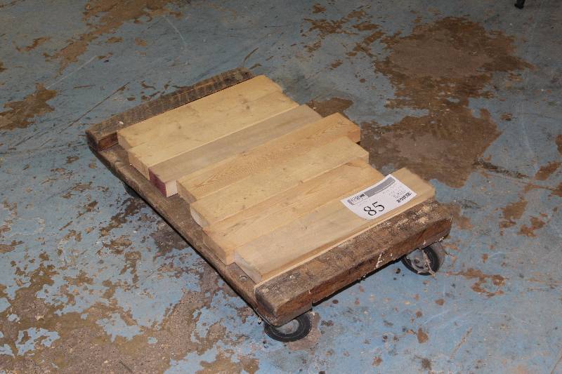 lot 85 image: Moving cart