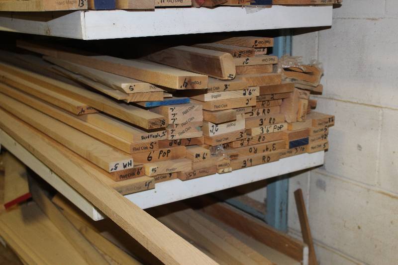 lot 155 image: shelf of misc. flat stock