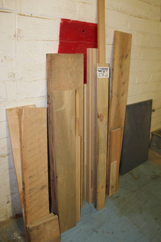 lot 178 image: Misc lot of wood