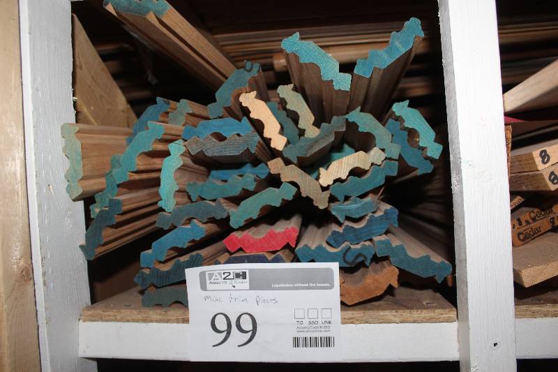 lot 99 image: Shelf of Misc large Picture frame