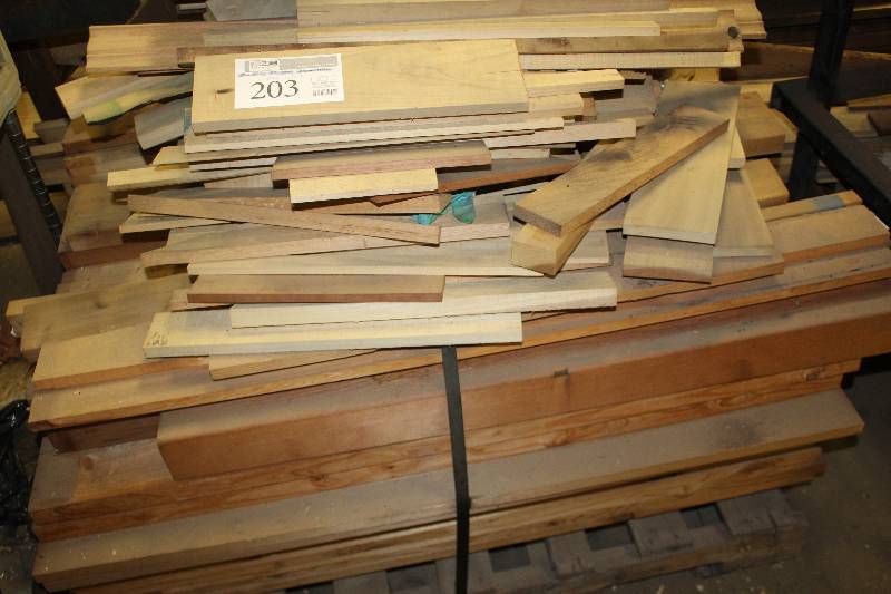 lot 203 image: pallet misc. wood (metal shop)