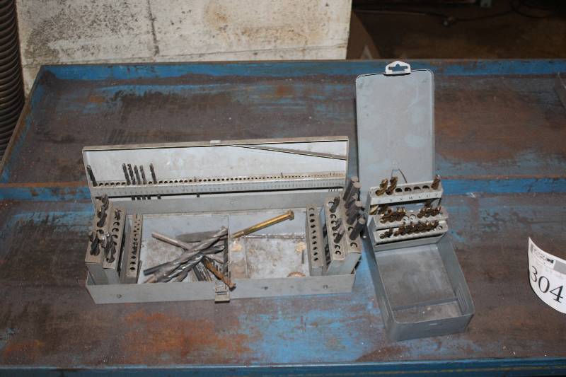 lot 304 image: misc. drill bits
