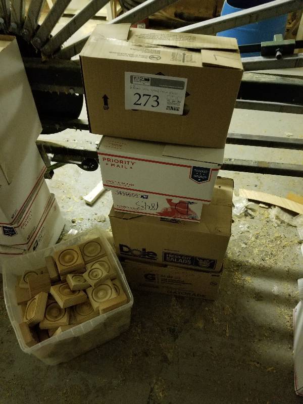 lot 273 image: Rosettes & Plinth Blocks