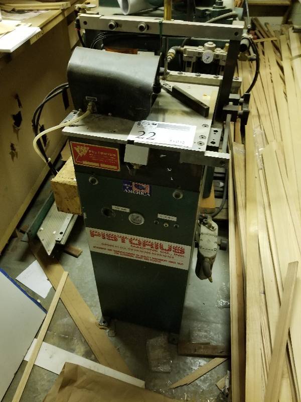lot 22 image: Pistorius VN-S Pneumatic Under-pinner.