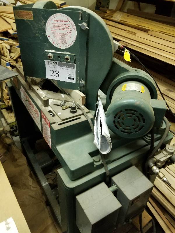 lot 23 image: Pistorius MN-200R 12 Double Miter Saw