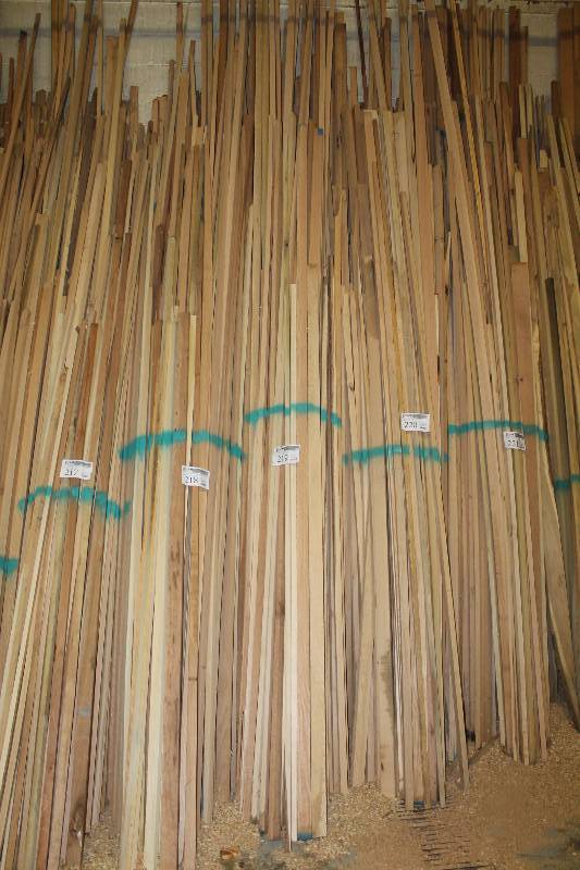 lot 219 image: large lot wood drops