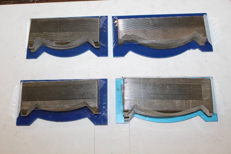 lot 354 image: 5 Crown Profile Knives w Templates