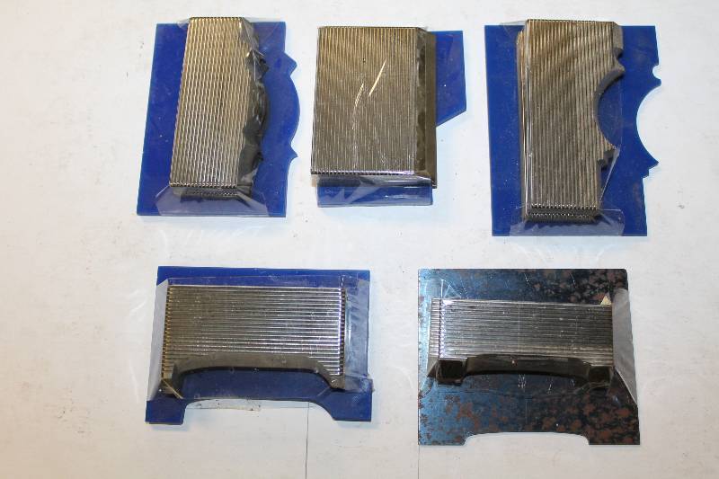 lot 384 image: 5 Casing Profile Knives w Templates