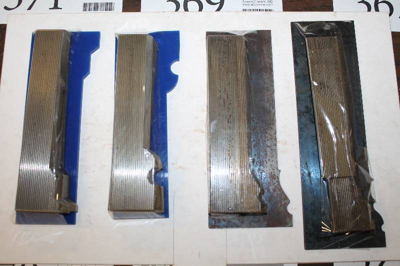 lot 369 image: 4 Baseboard Profile Knives w Templates