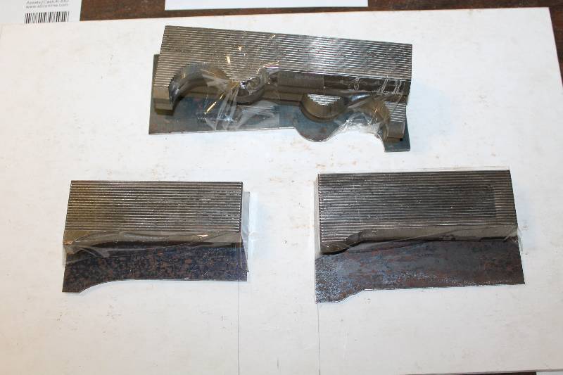 lot 381 image: 4 Baseboard Profile Knives w Templates