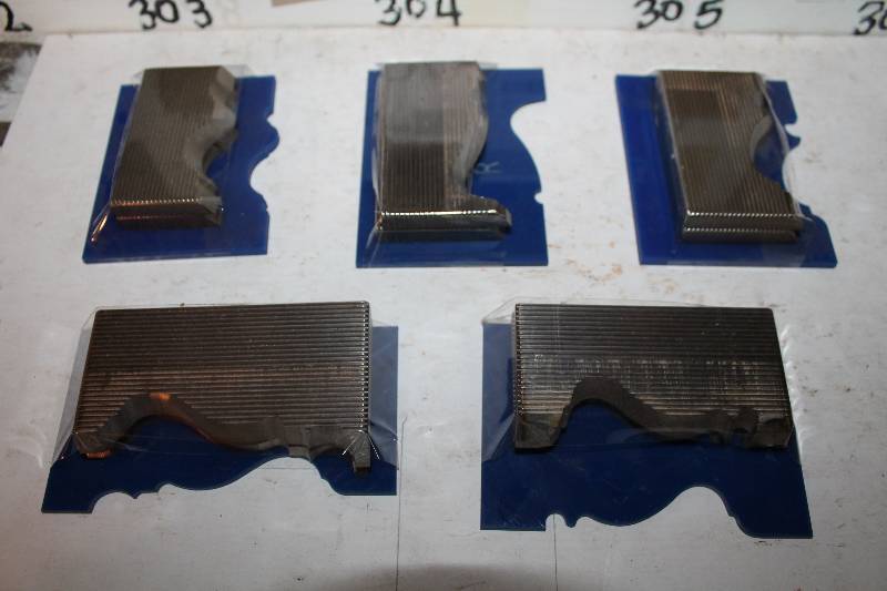 lot 392 image: 5 Chair Rail Profile Knives w Templates