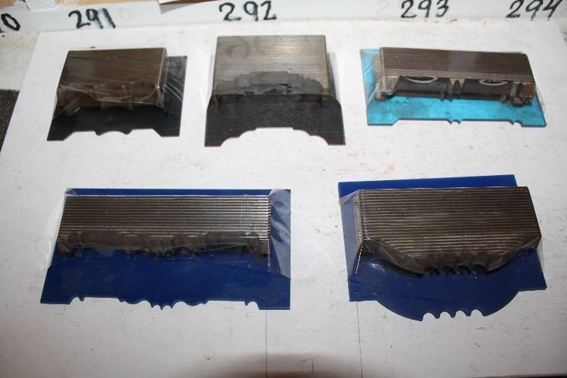 lot 396 image: 5 Casing Profile Knives w Templates