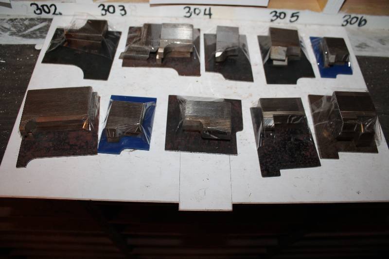 lot 408 image: 10 radius profile blades