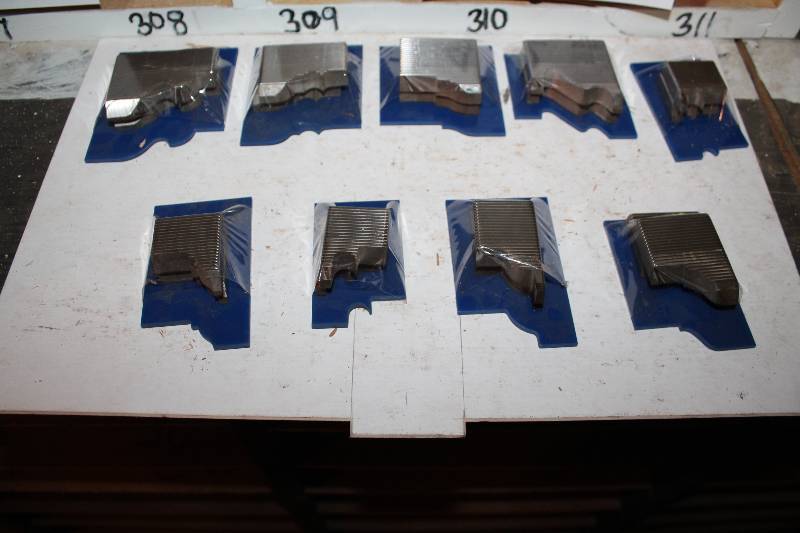 lot 427 image: 10 base cap profile blades