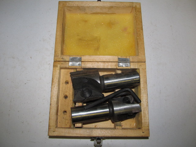 lot 544 image: Set of 2 Weldon Shank End Mills W Indexable Carbide Inserts