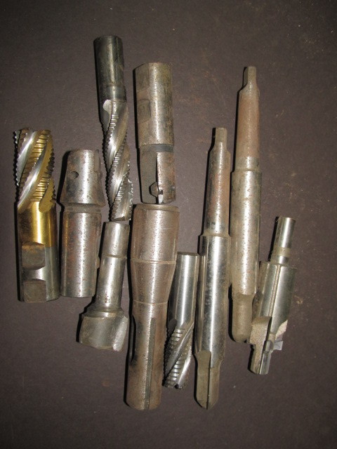 lot 560 image: Misc Lot of Metal Cutting Machine Tools
