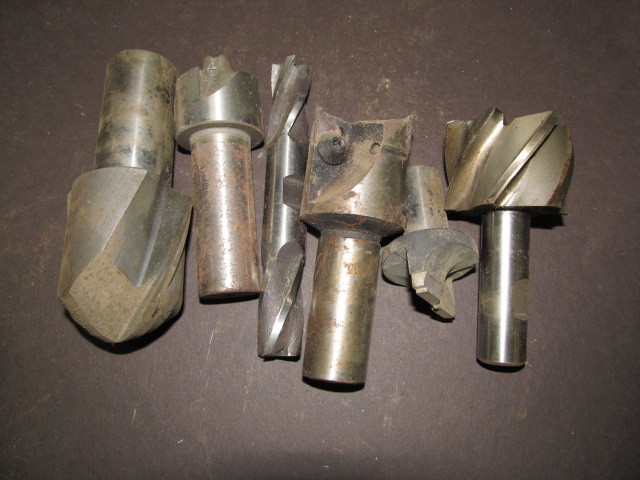 lot 561 image: Misc Lot of Metal Cutting Machine Tools