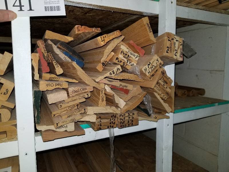 lot 141 image: Shelf of misc. short casing
