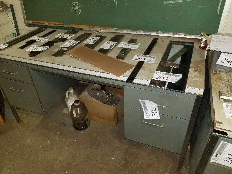lot 282 image: Metal Desk 60 x 30