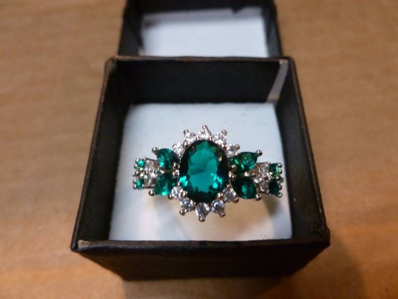 Ladies Ring