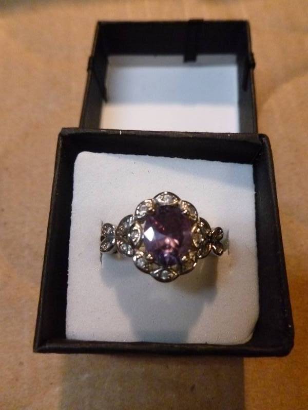 Ladies Ring