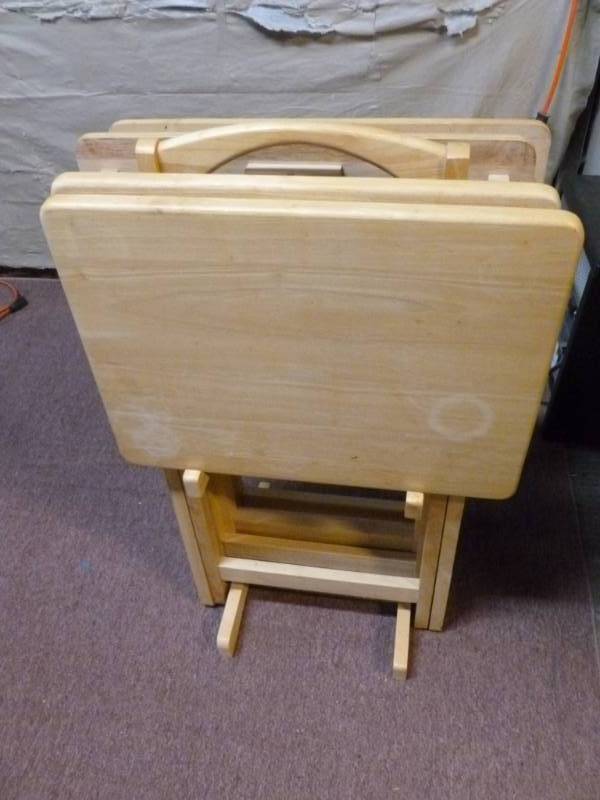 T.V Tray Set