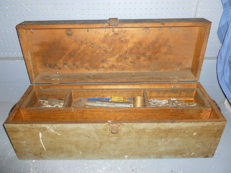 Vintage Carpenters Box