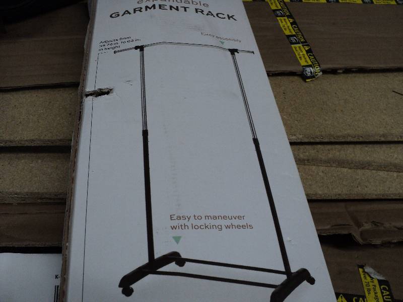 expandable garment rack...