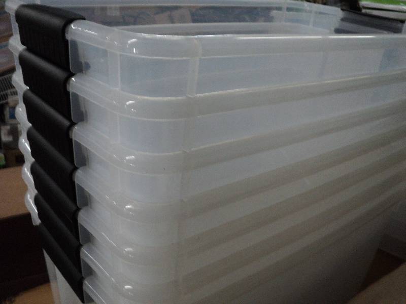 6 tubs, no covers...