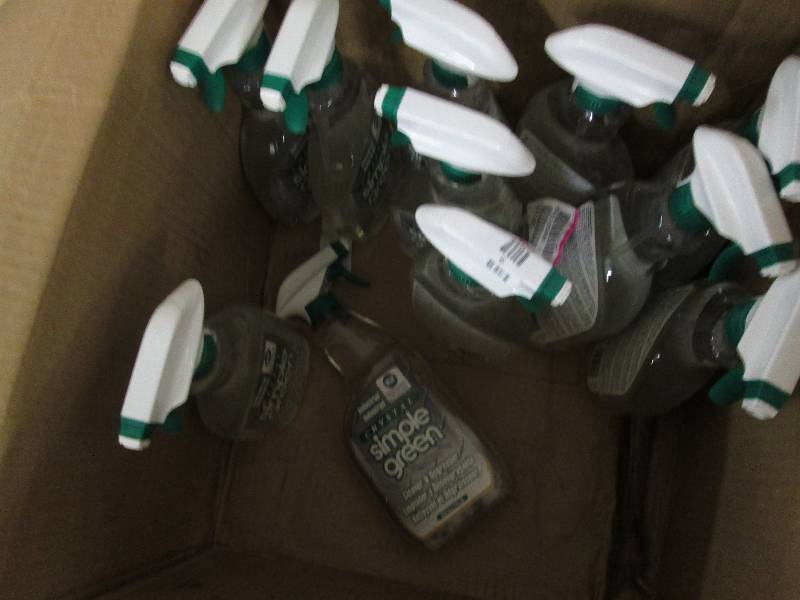 Lot of 11 Simple Green Crystal Clea...