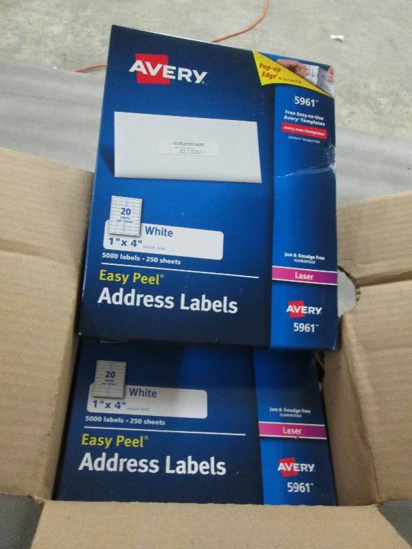 Lot of 2 Boxes Avery Easy Peel Addr...
