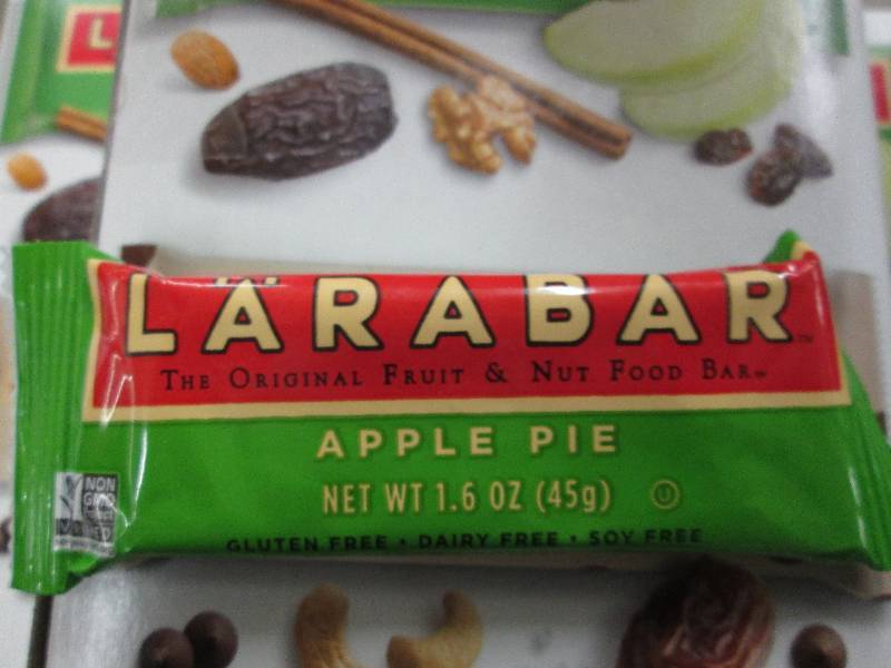 Lot of 4 Pks of 18 Larabar Apple Pi...