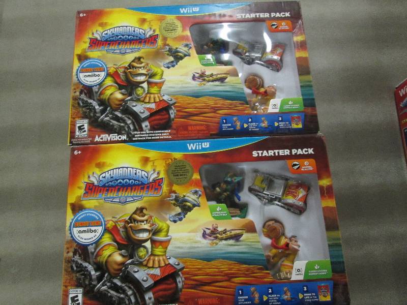 Lot of 2 Wii Skylander SuperRacing ...