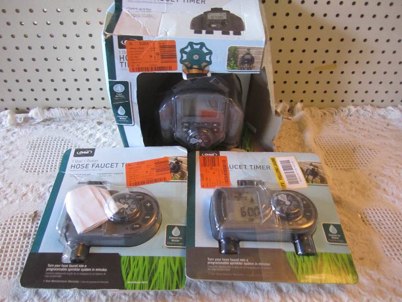 Lot of 3 Hose Faucet Timers Unteste...