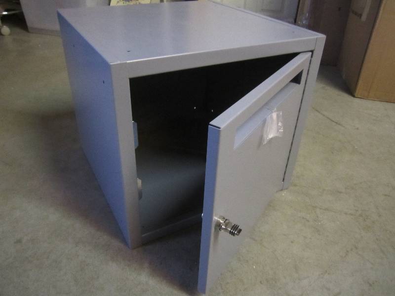 Large Metal Locking Drop Box with K...