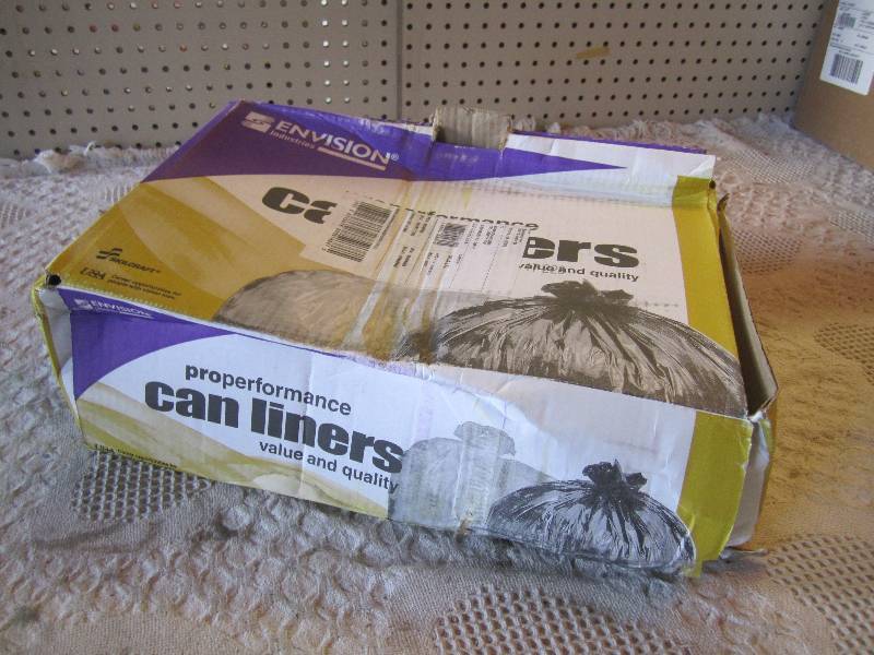 Case of 1000 Can Liners 7-10 Gallon...