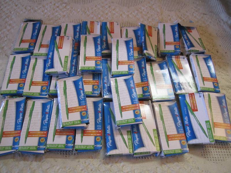 Lot of 32 boxes GreenGreen Ink Pen...