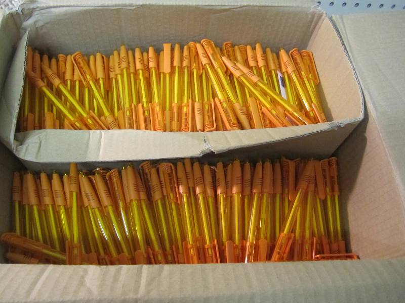 Case of 500 Ink Pens Blue Ink...