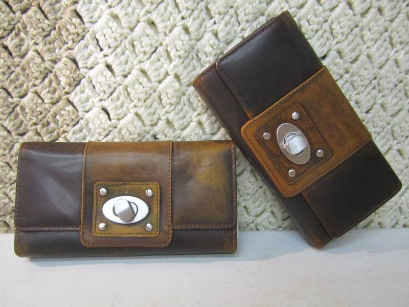 Lot of 2 Canyon Outback Leather Moo...