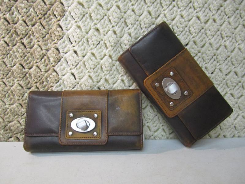Lot of 2 Canyon Outback Leather Moo...