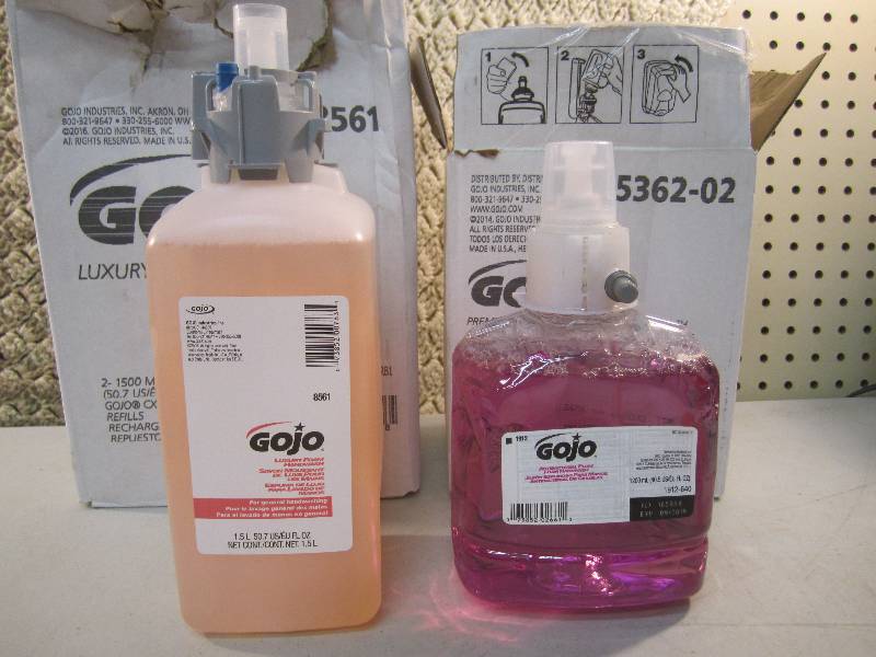Mix Lot of GoJo Foam Hand Wash Refi...