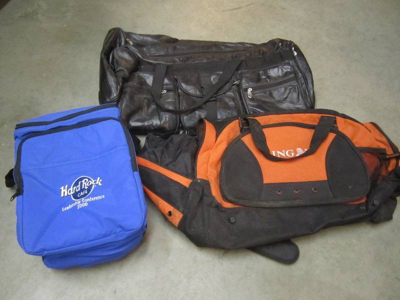 Lot of 3 Bags Leather Leather Trave...
