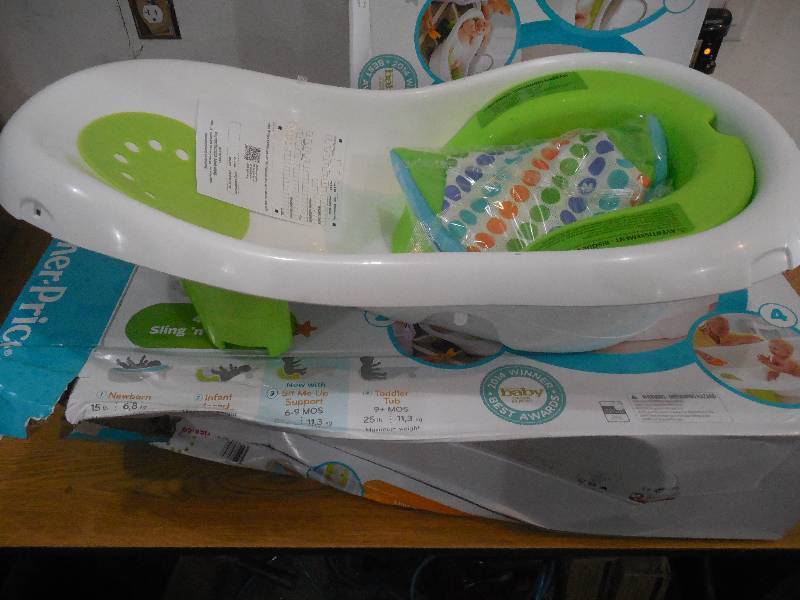 lot 30 image: Fisher-Price 4-in-1 Sling n Seat Tub